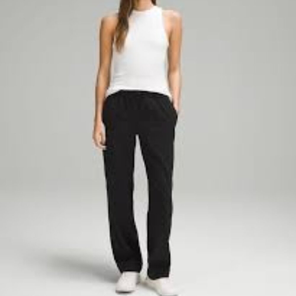 LULULEMON STRAIGHT LEG MID RISE LUXTREME PANT *REGULAR BLACK SIZE SMALL NWT - Picture 1 of 11